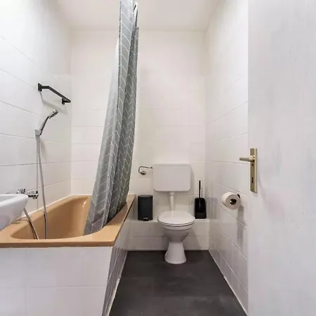 شقة Next - Free Parking & Wifi - Badewanne