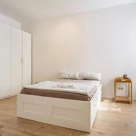 Apartment Next - Free Parking & Wifi - Badewanne *