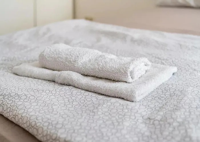 Next - Free Parking & Wifi - Badewanne Apartman *