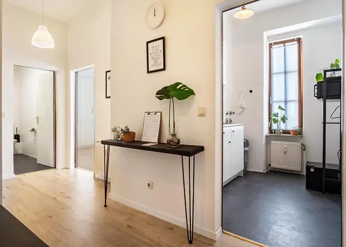 Next - Free Parking & Wifi - Badewanne * Duisburg