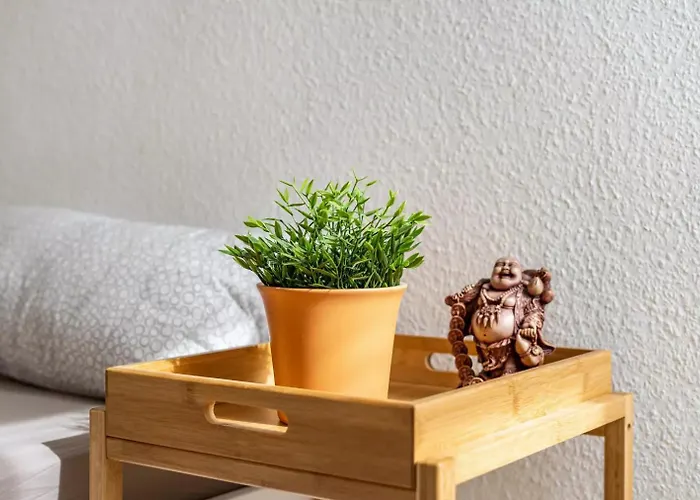 Next - Free Parking & Wifi - Badewanne *